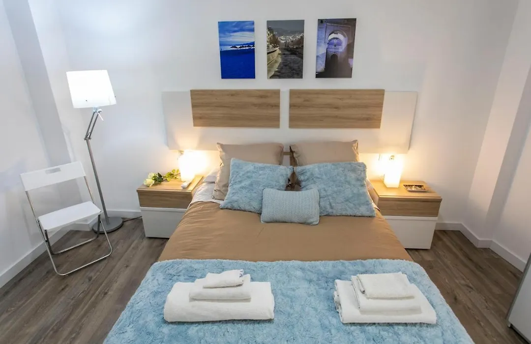Apartamento renovado y confortable en el centro de Granada-1