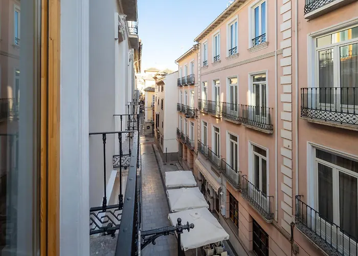 Patio Zahorí Granada Centro